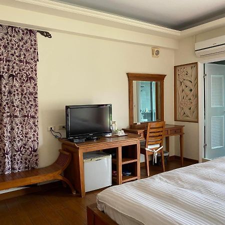 Mamalulu Hostel Kenting Bagian luar foto